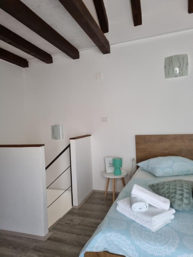 Apartment Lela Шибеник Экстерьер фото